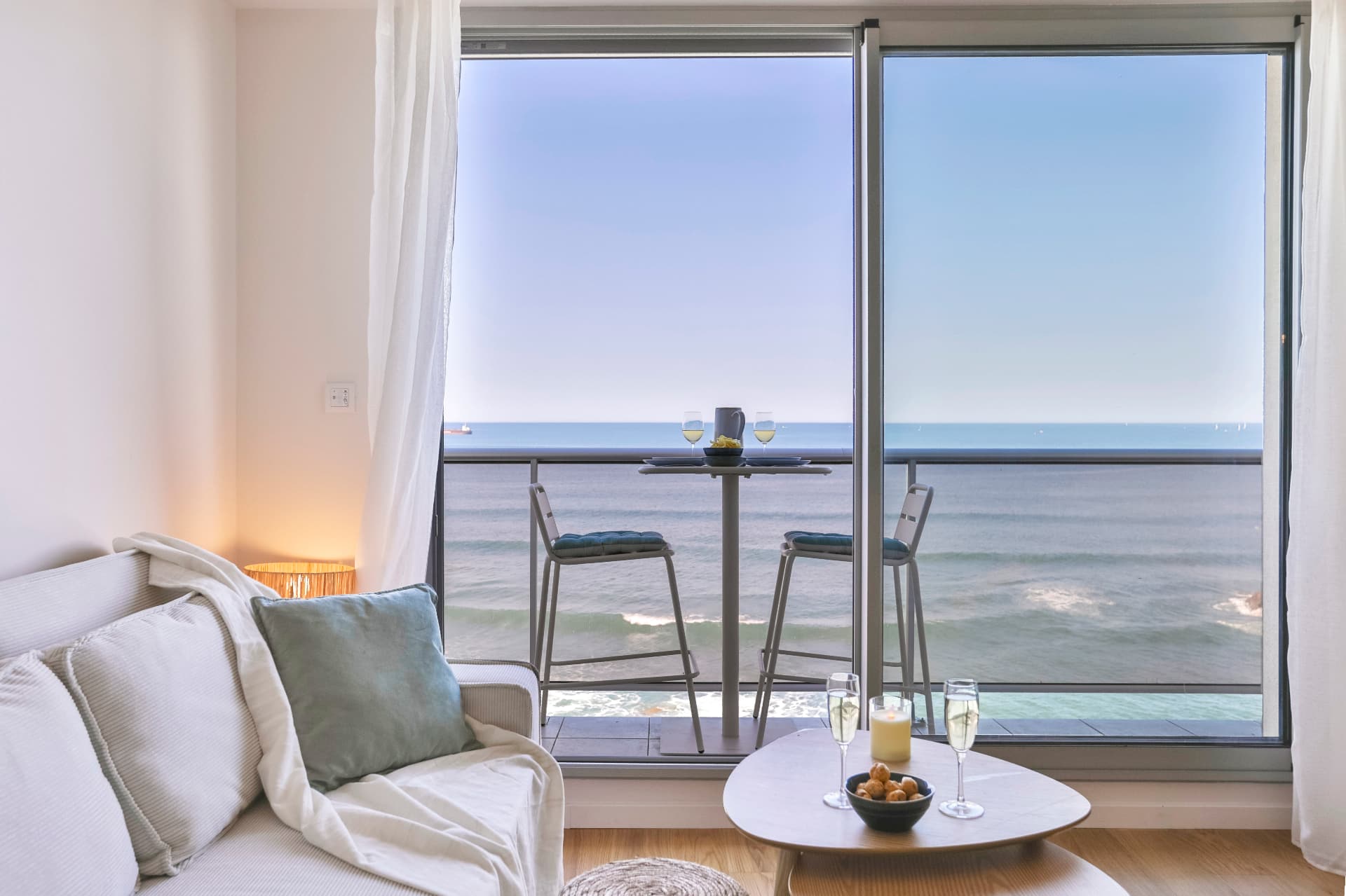 Appartement vue mer avec tableau de bord des performances locatives